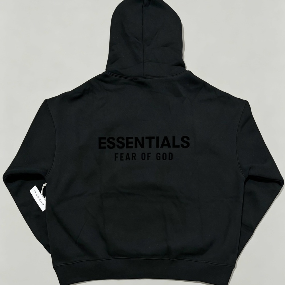 ESSENTIALS Men's Black Logo Hoodie 100% authentic - Picture 2 of 7